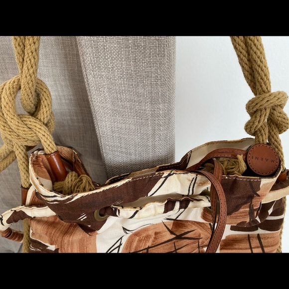 Marni Tote - Picture 4 of 11